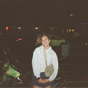 Meet your Posher, Alyssa